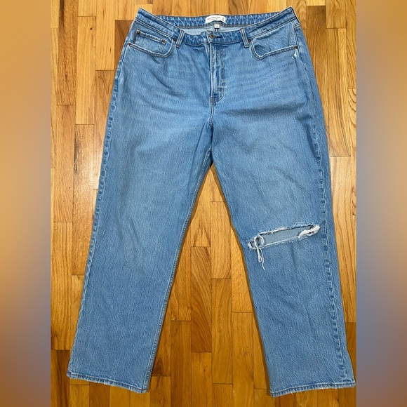 Abercrombie & Fitch The Vintage Straight High Rise Jean Curve Love - Picture 1 of 5